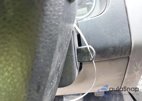 2004 Ford F150 Fx4/Lariat/Xl/Xlt from USA, damaged, VIN 1FTPX14554NB41175